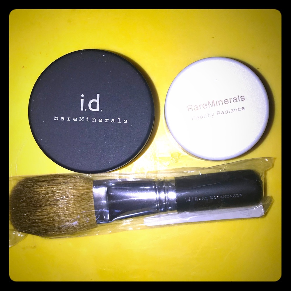 Bare Escentuals Foundation & Healthy Radiance